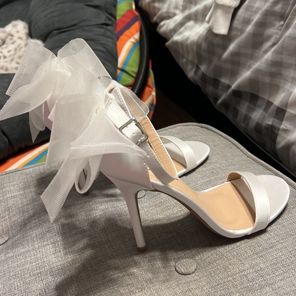 Lulus bow heels - Picture 3 of 3
